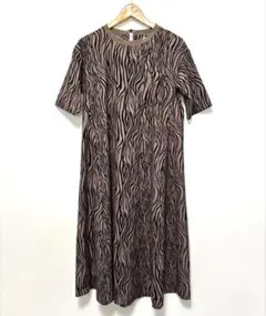 サウザンドマイル ゼブラ柄 半袖 フレアワンピース 携帯袋付き フリーサイズ