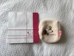ブリュイエール　スヌーピーmeetsもこもこスクエアポーチ　BRUYERRE