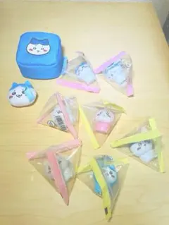 ちいかわインテリアミニフィギュア　ちいかわ　ハチワレ　スクエアミニポーチ　セット