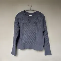 GU ケーブルニット