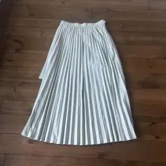 GARAGE OF GOOD CLOTHING プリーツロングスカートのサムネイル