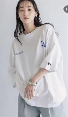新品タグ付き　LOWRYS FARM半袖Tシャツ ホワイトヤンキースコラボ