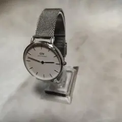 Daniel Wellington レディース腕時計 シルバー　動作未確認のサムネイル