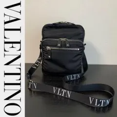 ヴァレンティノ VLTNメッセンジャーバッグのサムネイル