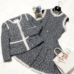 美品　Rene ルネ　ツイード ワンピース スーツ　スパンコールのサムネイル