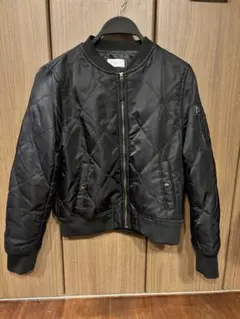 プラステ　ブラックキルティングジャンパー