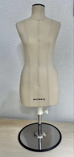 文化服装学院　2分の1ボディ　トルソー 文化服装学院 1/2ボディ トルソー 腕付き - メルカリ