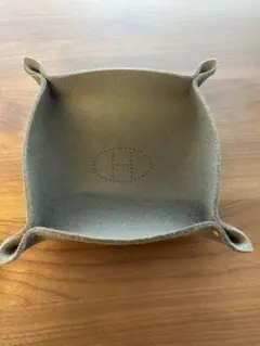 エルメス　ヴィドポッシュ　フェルト製　トレイ