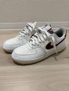 NIKE Air Force 1 ホワイト/バーガンディ