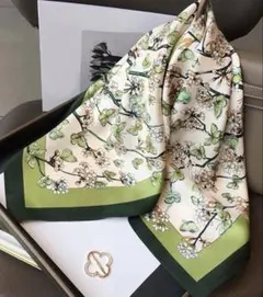 スカーフ 大判　おしゃれ シルク調 ストール 飾り通勤 70cm 正方形 上品