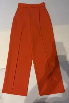 GU ワイドパンツ オレンジ Sサイズ