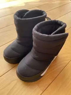 グラビス　16cm 子ども用スノーブーツ