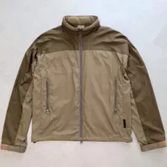 Columbia マウンテンパーカー TITANIUM ナイロンジャケット S