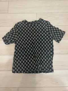 半袖トップス　Mサイズ SHEIN