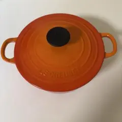 LE CREUSET ハート型鍋 レッド 約16cm - メルカリ