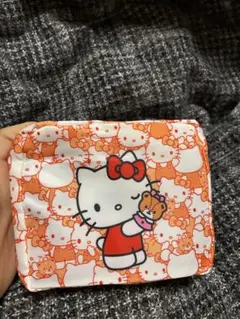 ハローキティ ポーチ レトロ　キティ　化粧ポーチ　小物入れ　雑貨　コスメポーチ