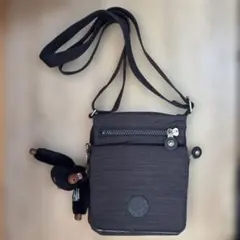 kipling キプリング ミニショルダーバッグ サコッシュ　黒