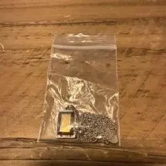 シルバー四角形ペンダントネックレス