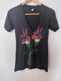 アフリカチャリティJUNK FOOD Vネック Tシャツ ブラック