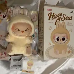POPMART ラブブ Have a Seat ハブアシート　SISI