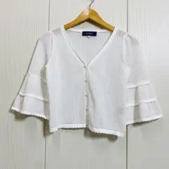 美品 M'SGRACY パールボタン ペーパー混 7分袖ニットカーディガンのサムネイル