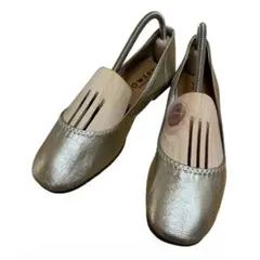 Item thumbnail for item 1e5a3ef6-e9c6-4daa-ab61-a31d6d1e09ad