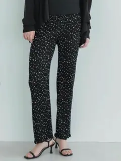 【新品タグ付き】coca ドットプリーツゆるレギンスパンツ