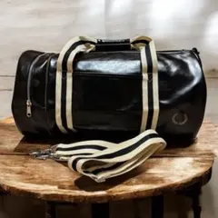 FRED PERRY フレッドペリー　バレルバッグ　ボストンバッグ　ドラムバッグ