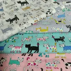 猫大好き♪♪　かわいい✨　ファニーキャット　ねこちゃん柄生地　猫　カラフル　動物