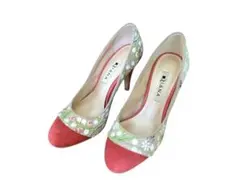 ダイアナ　刺繍花柄　パンプス