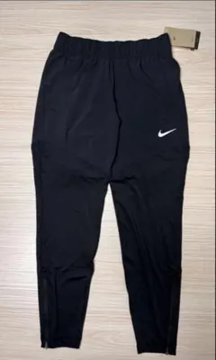 新品タグ付き　ナイキ　ウィメンズ ランニングパンツ　DH6980-010ブラック