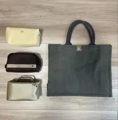 新品 未使用 未開封 エミレーツ ファーストクラスBVLGARI ポーチ