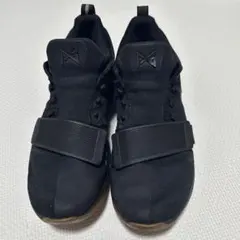 NIKE PG バッシュ ブラック 27.5cm ガムソールのサムネイル