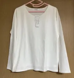 【新品】ハニーズ　カットソーのサムネイル