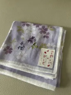 【新品タグ付】宇野千代 ガーゼハンカチ 桜柄 和柄のサムネイル