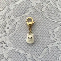 【ポメラニアン】　犬　ハンドメイド　チャーム　樹脂粘土　ホワイト　白