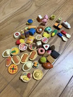 イワコーおもしろ消しゴム　まとめ売りのサムネイル