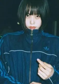 m*u様 アディダスオリジナルズデニムセットアップ ジス、あのちゃん