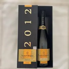 Veuve Clicquot Brut シャンパン350ml 4本 - メルカリ