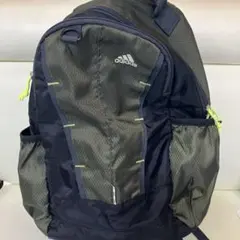 adidas リュック バックパック カーキ