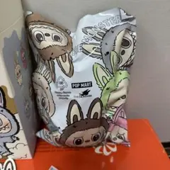 ラブブ　マカロン　シークレット