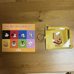 ディズニーストア　PVC ウォレット　シークレット　プーさん