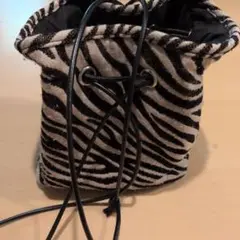 レリューム　ジャガードバッグ