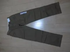新品 ユニクロ UNIQLO レギュラーフィットチノパン 79cm ブラウン