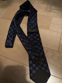 ま*る様 ルイヴィトンネクタイ