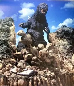 酒井ゆうじ造形工房総攻撃ゴジラ出現PART2 単体版➕(大涌谷出現ベース)キット