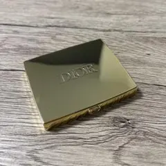 Dior サンク クルール / 636 ファイアリー サーカス