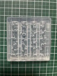 NO 479シリコンモールド　パーツ　ネイルパーツ用　桜桃　ミニさくらんぼレジン