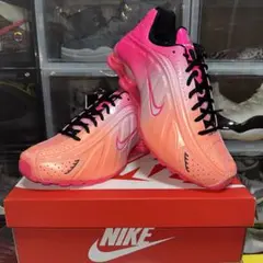 Nike Shox R4 Hyper Pink/Atomic Pink