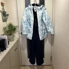 美品✴︎スキーウェアセット 水色ジャケット ネイビーパンツ(小物3点付き)